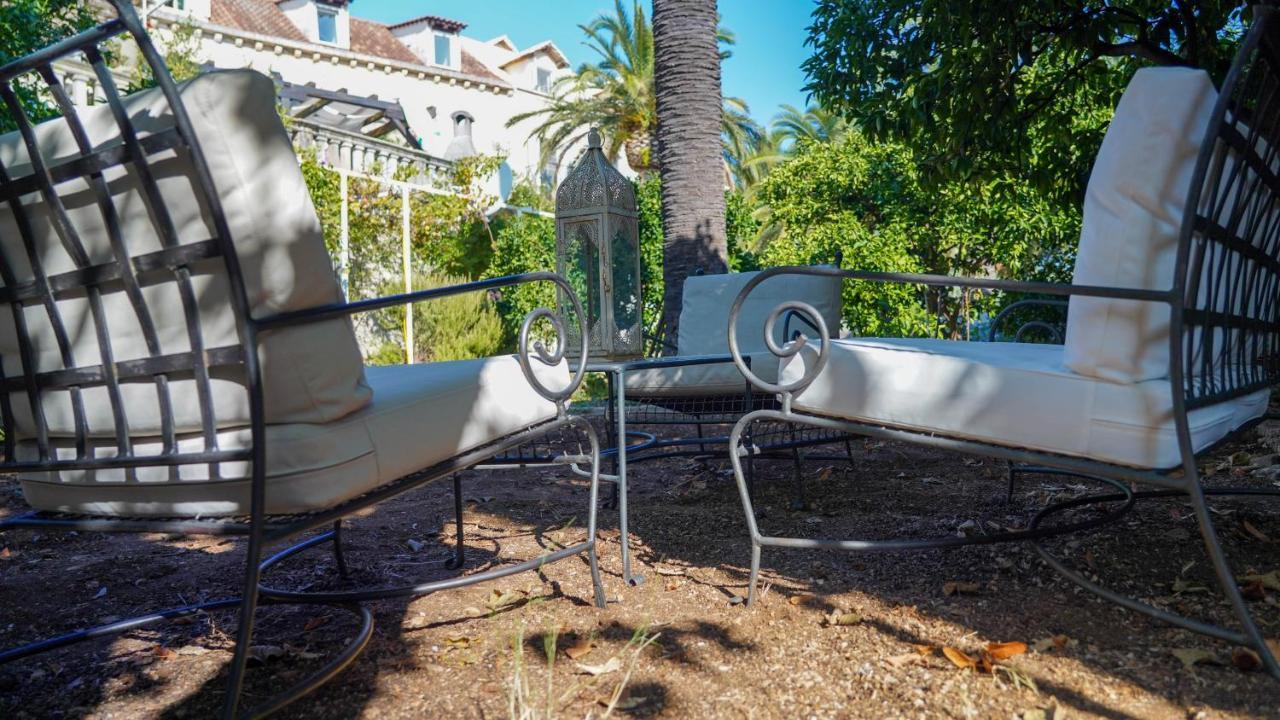 Charming Two-Bed Apartment Orange Garden Sutivan Kültér fotó